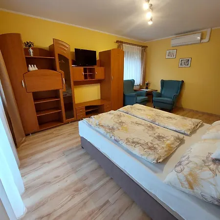 Arany Apartmanhaz 아파트 시오포크