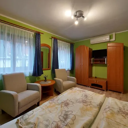 아파트 Arany Apartmanhaz 시오포크